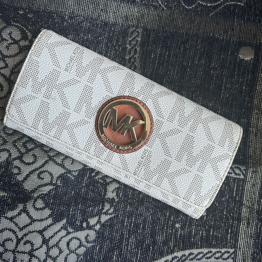Michael Kors printed wallet